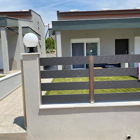Lili Houses In Nikiti 350M From The Beach Экстерьер фото